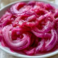 Quick 8-Minute Pickled Red Onions