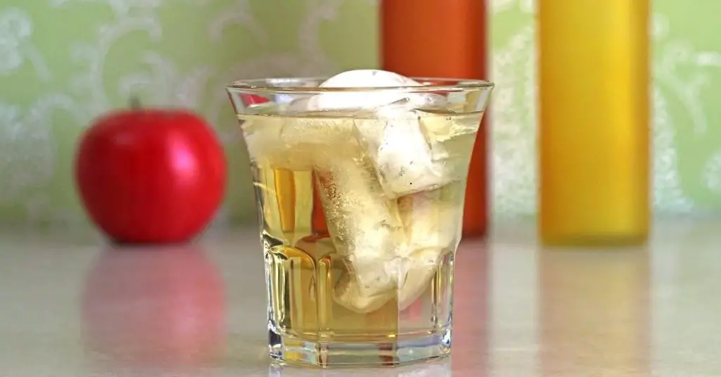 Does Apple Juice And Vodka Taste Good?