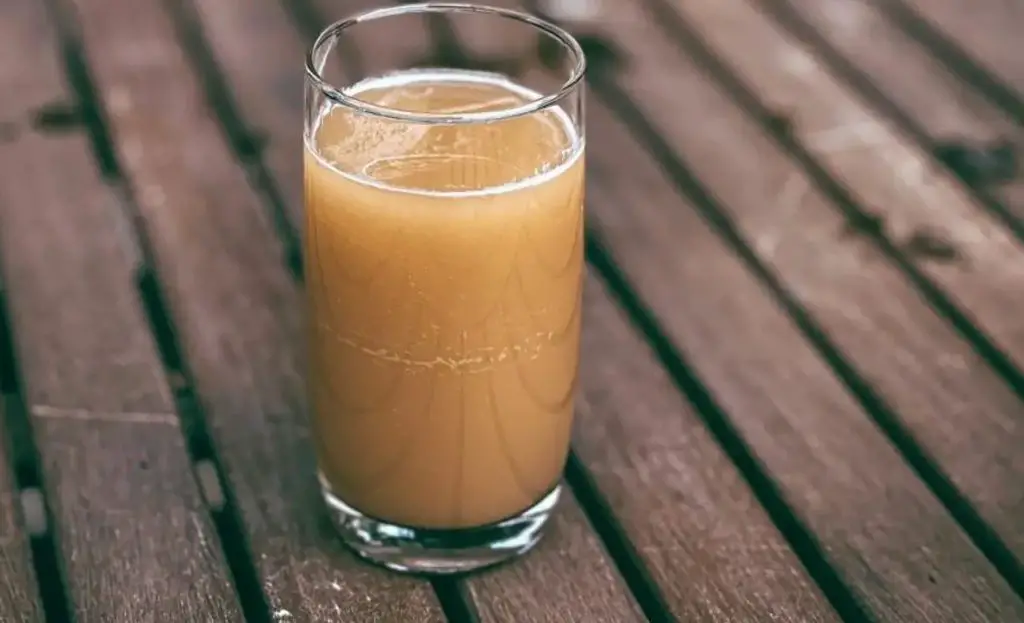 What Happens If You Drink Moldy Apple Juice?