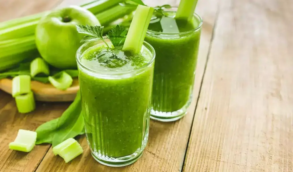 How Much Green Juice Should You Drink Daily?